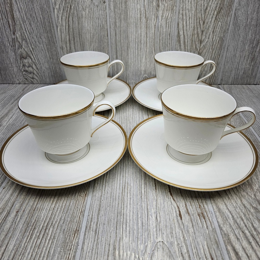 Mikasa Wheaton Bone China Cup and Saucer Set of 4 White Gold Trim A1-102 Japan